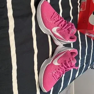 Kobe 6 Think pink 100% authentic,  also no box Shoes | Kobe 6 Think Pink 10 Authentic Also No Box | Poshmark main image 4